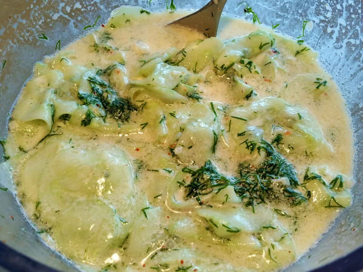 Gurkensalat mit viel Dill - Rezept - Bild Nr. 4