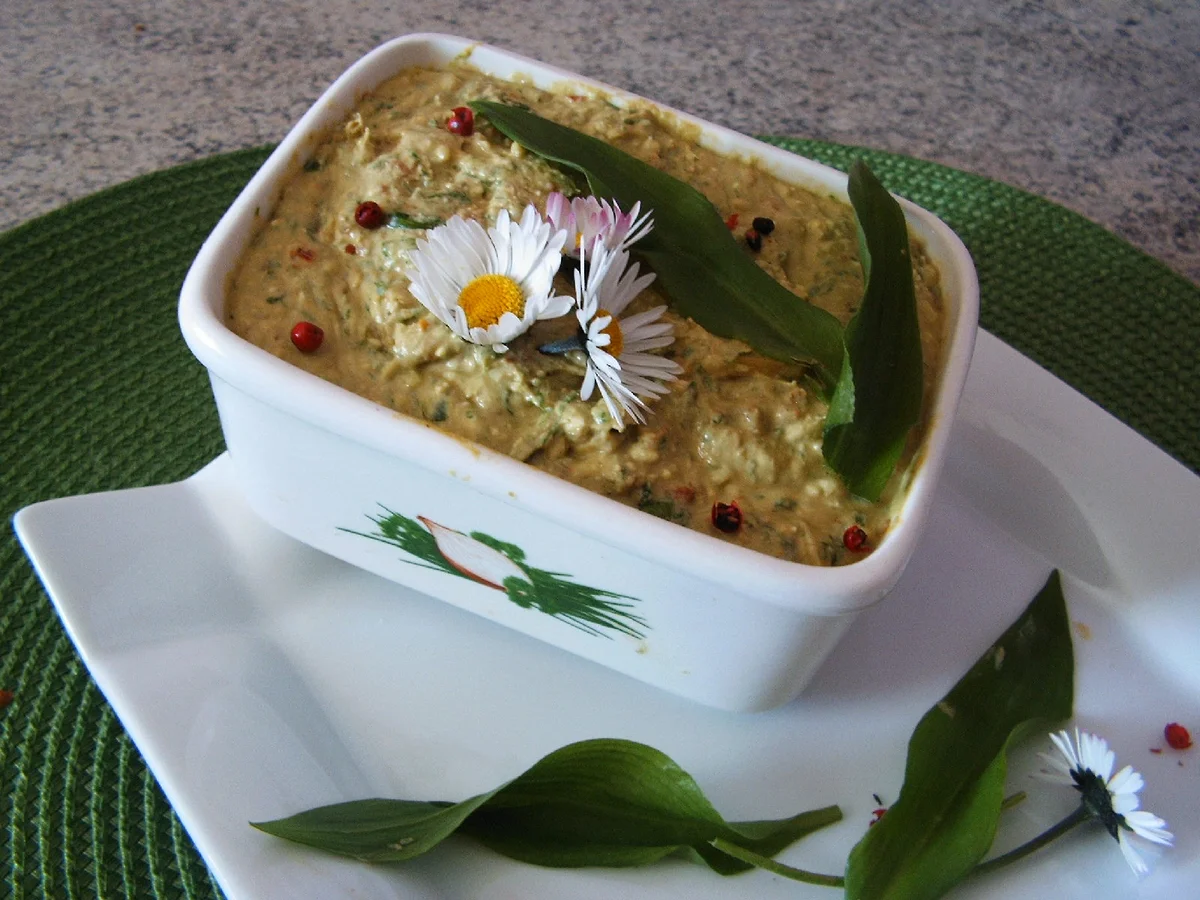 Rezept: Bärlauchaufstrich Bild Nr. 5 Bärlauchaufstrich - Rezept - Bild Nr. 5