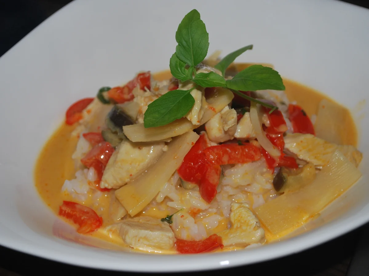 Rotes Hühner-Curry  - Rezept