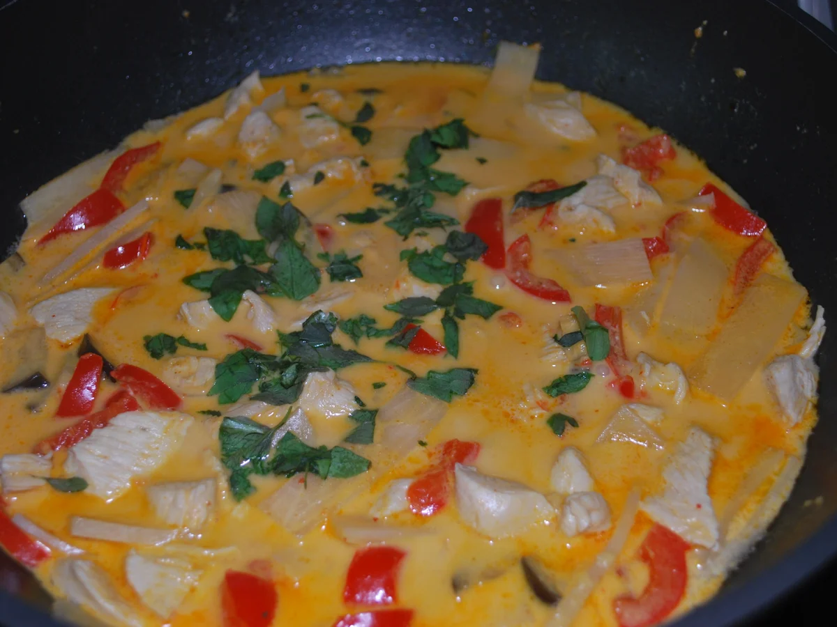 Rotes Hühner-Curry  - Rezept - Bild Nr. 2