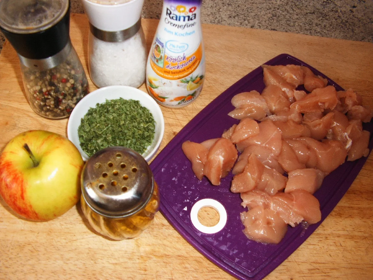 Rezept: Hähnchen -Apfel-Curry-Pfanne Bild Nr. 2 Hähnchen -Apfel-Curry-Pfanne - Rezept - Bild Nr. 2