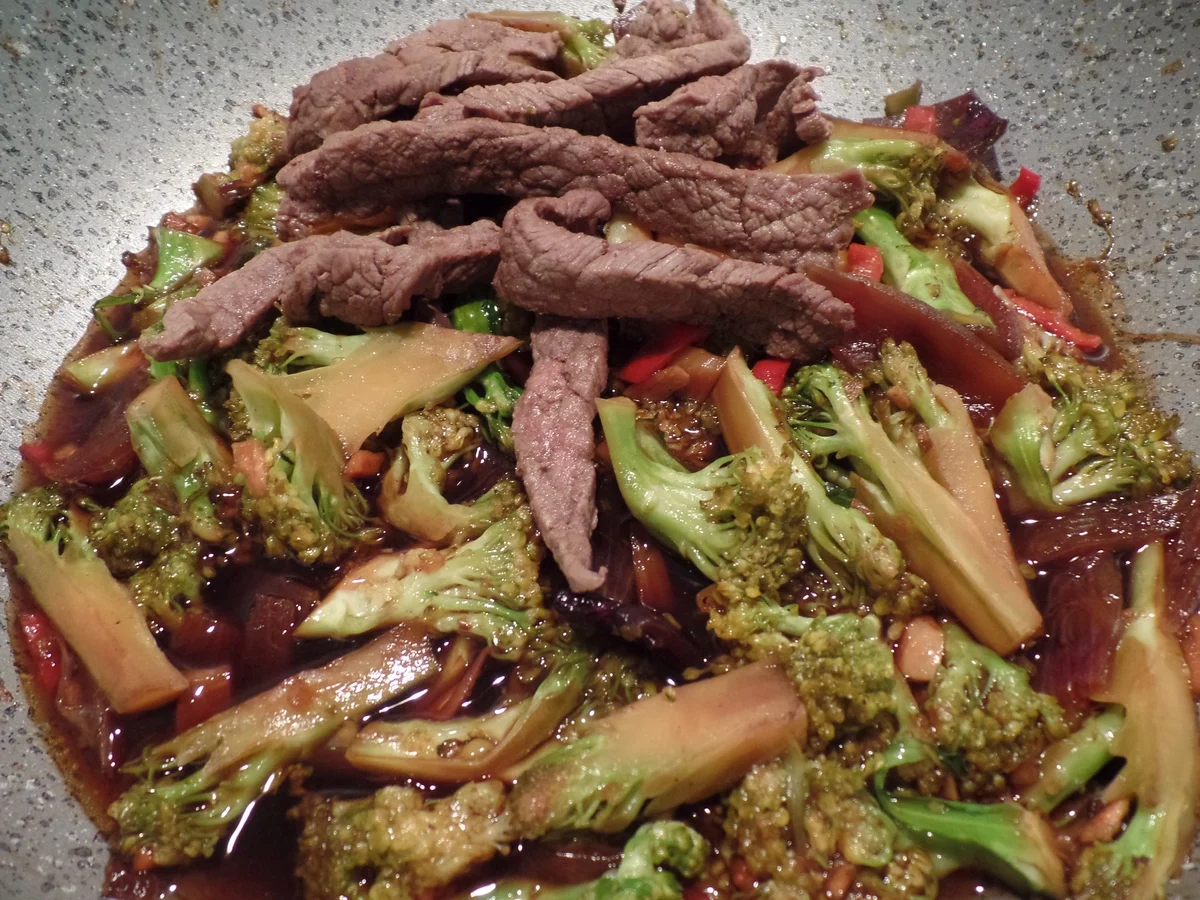 Chinapfanne mit Rind und Brokkoli - Rezept - Bild Nr. 9