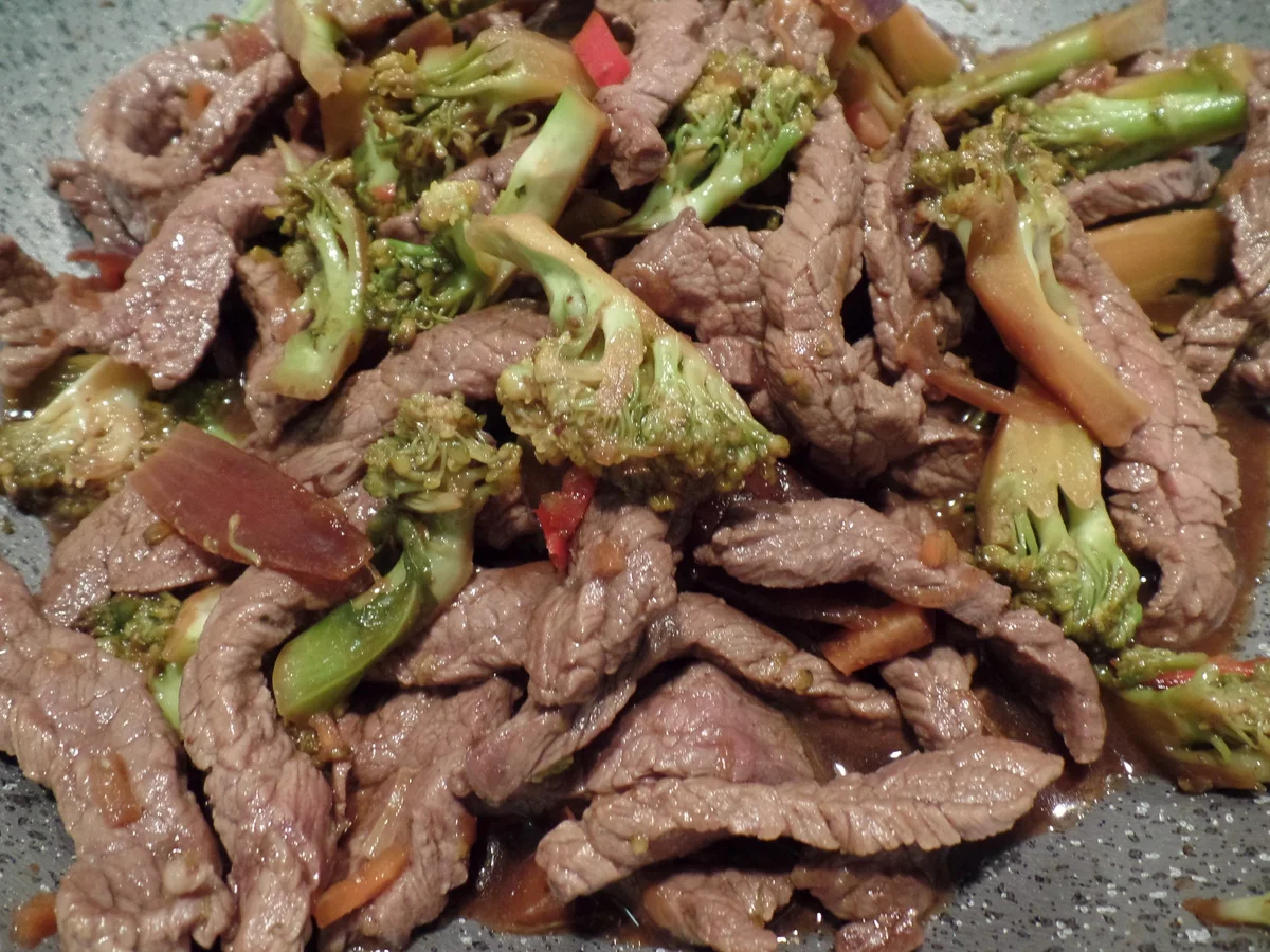 Chinapfanne mit Rind und Brokkoli - Rezept - Bild Nr. 10
