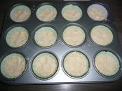 Muffins auf Streusel + mit Rhabarber - Johannisbeere und Baiser. - Rezept