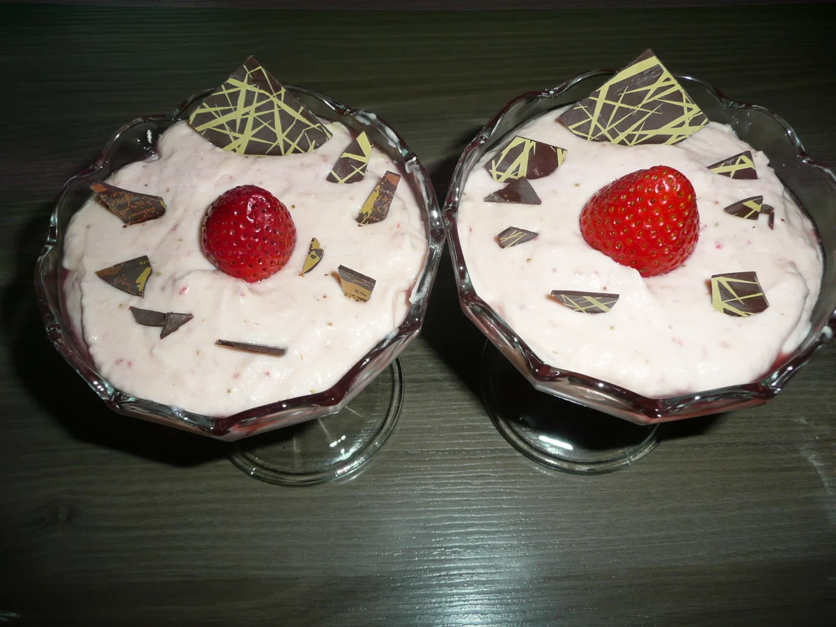 Rezept: Muffins auf Streusel + mit Rhabarber - Johannisbeere und Baiser. Bild Nr. 9 Muffins auf Streusel + mit Rhabarber - Johannisbeere und Baiser. - Rezept - Bild Nr. 9