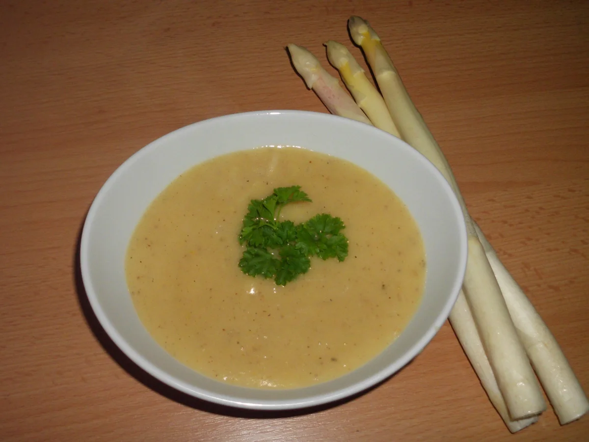 Spargelsuppe - Rezept