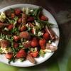 Erdbeer-Rucolasalat mit Mozzarella und Parmaschinken - Rezept