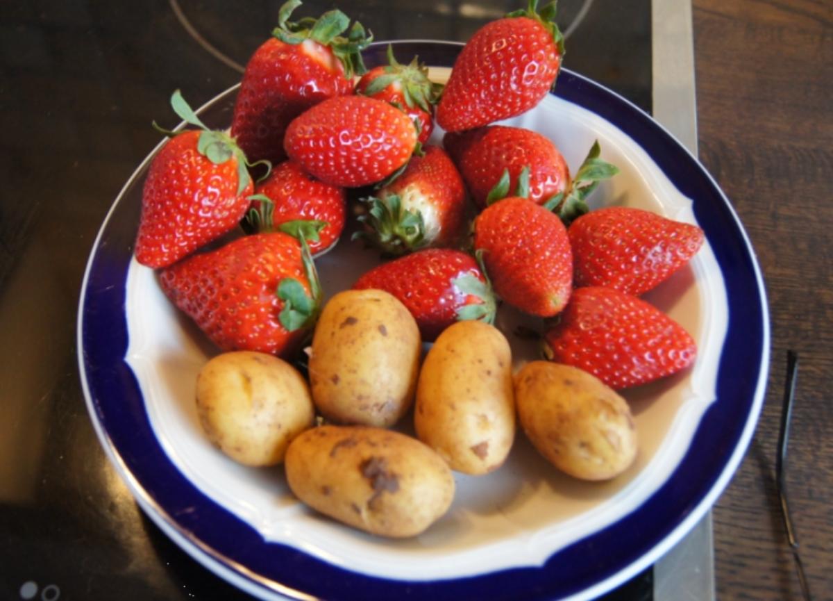 Spargel mit Erdbeeren und Frühkartoffeln - Rezept - Bild Nr. 3
