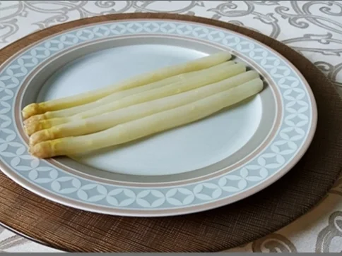 Rezept: Spargel mit Sauce Dijonnaise und Pellkartoffeln Bild Nr. 14 Spargel mit Sauce Dijonnaise und Pellkartoffeln - Rezept - Bild Nr. 14