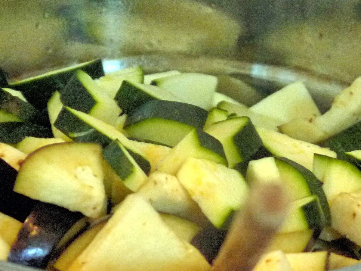 Ratatouille mit Fenchelbratwurst - Rezept - Bild Nr. 10