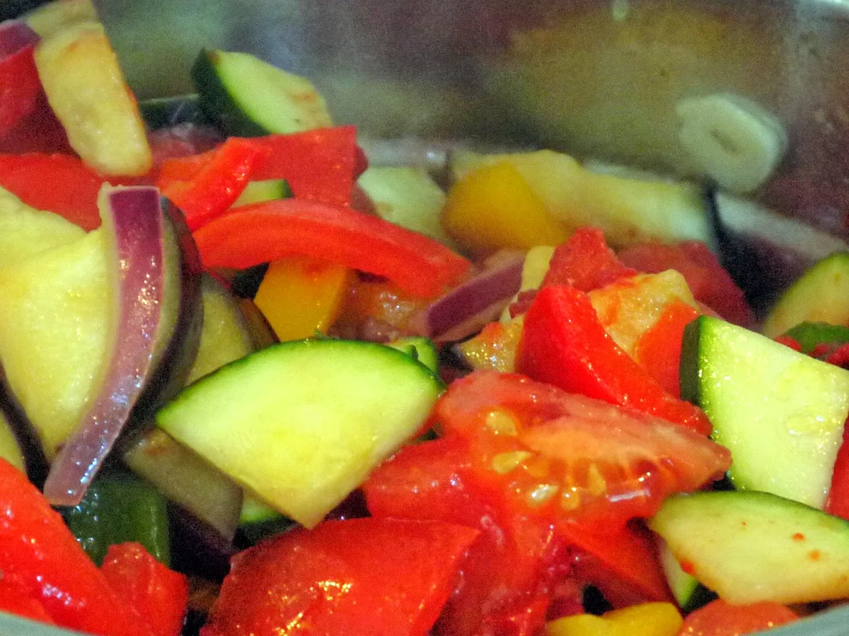 Ratatouille mit Fenchelbratwurst - Rezept - Bild Nr. 11