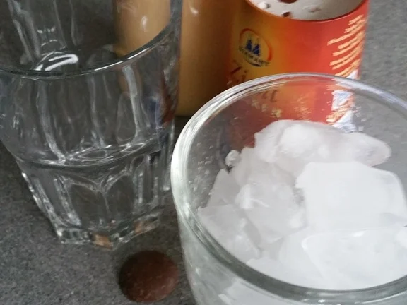 Rezept: Eierlikör u. Espresso Long Drink Eierlikör u. Espresso Long Drink - Rezept