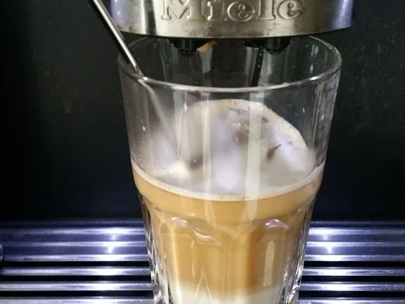 Rezept: Eierlikör u. Espresso Long Drink Bild Nr. 9 Eierlikör u. Espresso Long Drink - Rezept - Bild Nr. 9