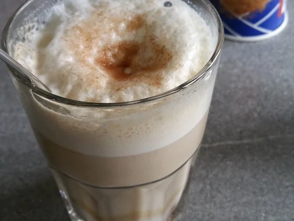 Rezept: Eierlikör u. Espresso Long Drink Bild Nr. 16 Eierlikör u. Espresso Long Drink - Rezept - Bild Nr. 16