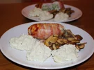 Gefüllte Hähnchenbrüstchen im Baconmantel mit Selleriepürree & Pilze - Rezept - Bild Nr. 2