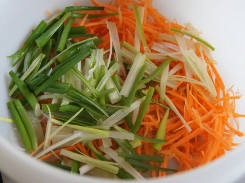 Rezept: Bunter Rohkostsalat Bild Nr. 3 Bunter Rohkostsalat - Rezept - Bild Nr. 3