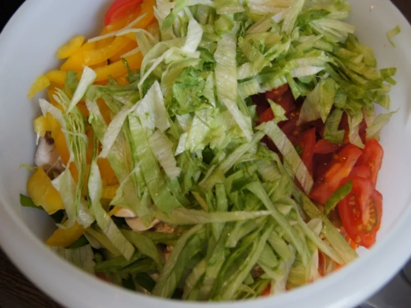 Rezept: Bunter Rohkostsalat Bild Nr. 8 Bunter Rohkostsalat - Rezept - Bild Nr. 8