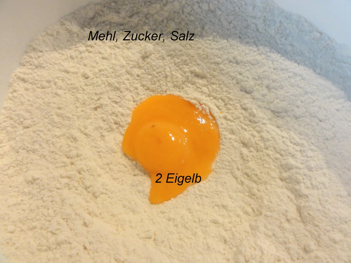 Hefe:   MOHNSTRIETZEL - Rezept - Bild Nr. 3