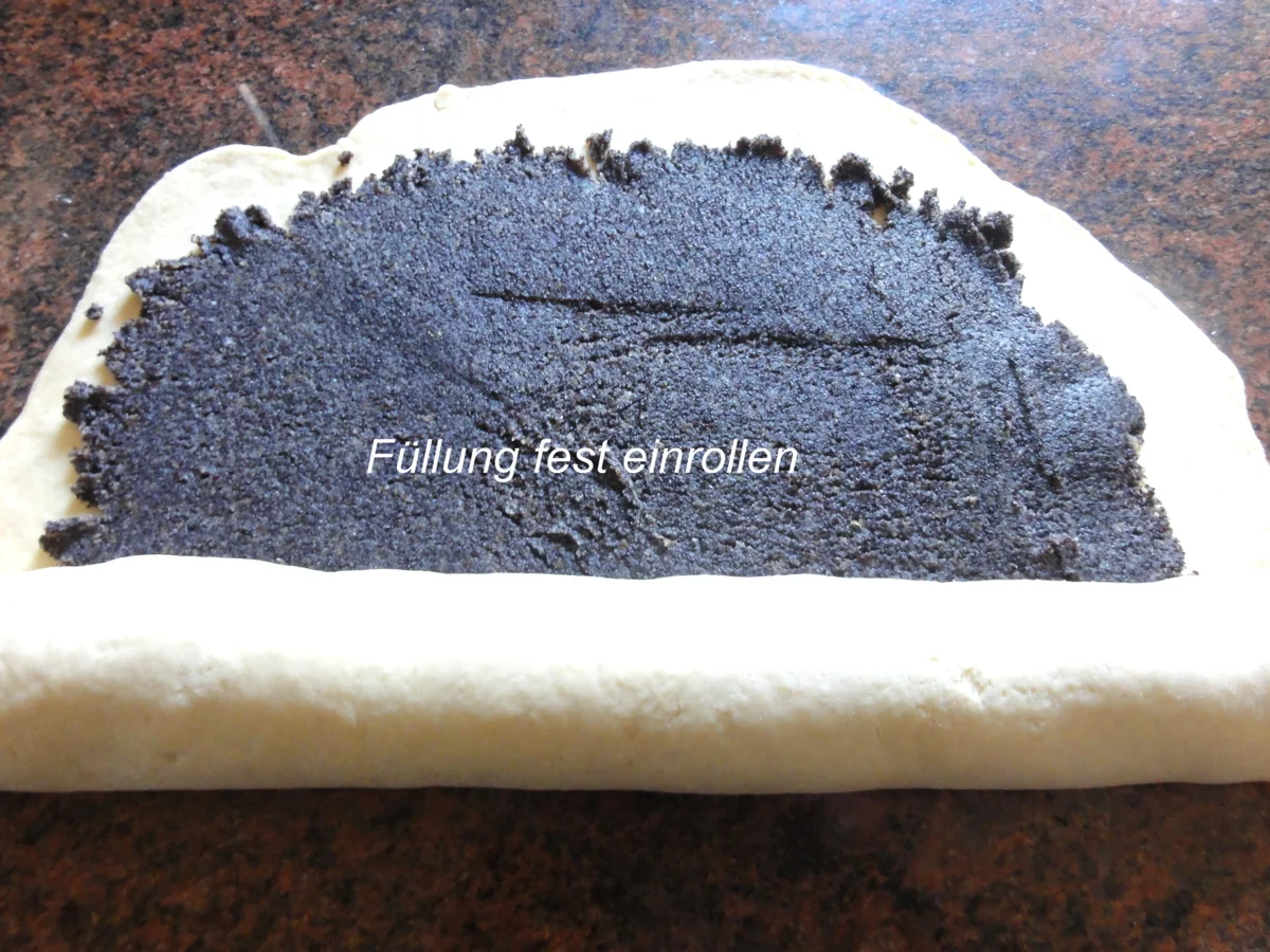 Hefe:   MOHNSTRIETZEL - Rezept - Bild Nr. 9