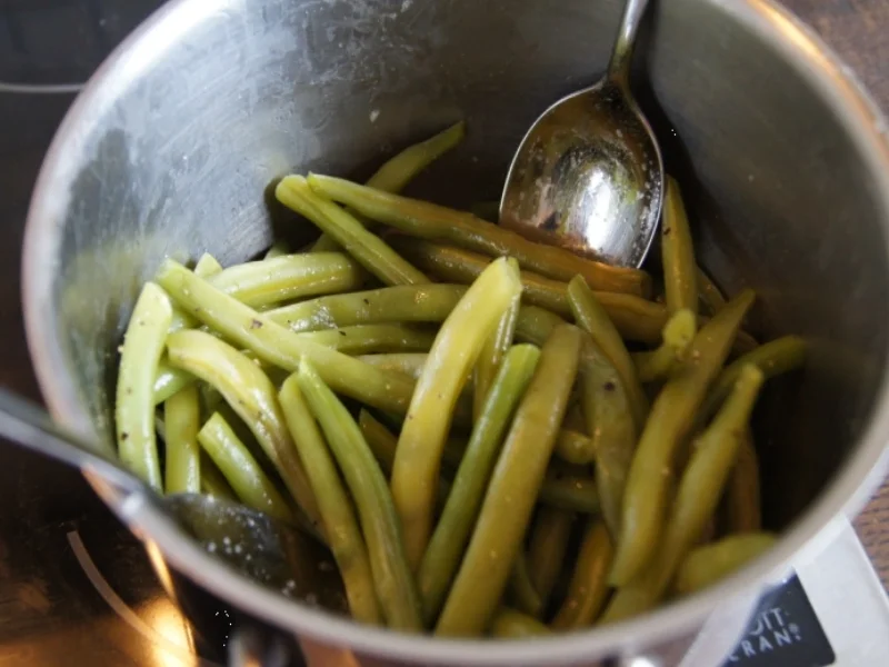 Rezept: Hähnchenschenkel mit grünen Bohnen und Kartoffelpilzen Bild Nr. 7 Hähnchenschenkel mit grünen Bohnen und Kartoffelpilzen - Rezept - Bild Nr. 7