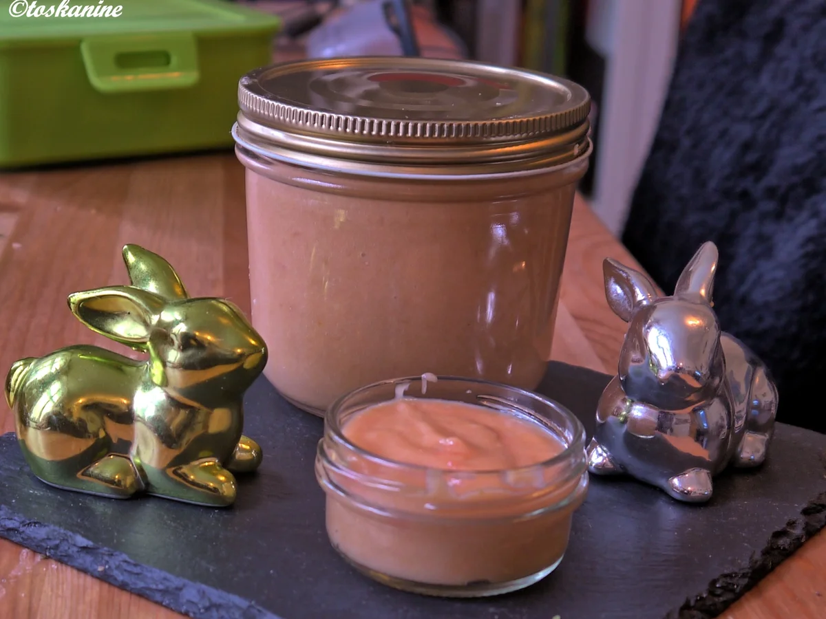 Rezept: Rhabarber-Curd Bild Nr. 2 Rhabarber-Curd - Rezept - Bild Nr. 2