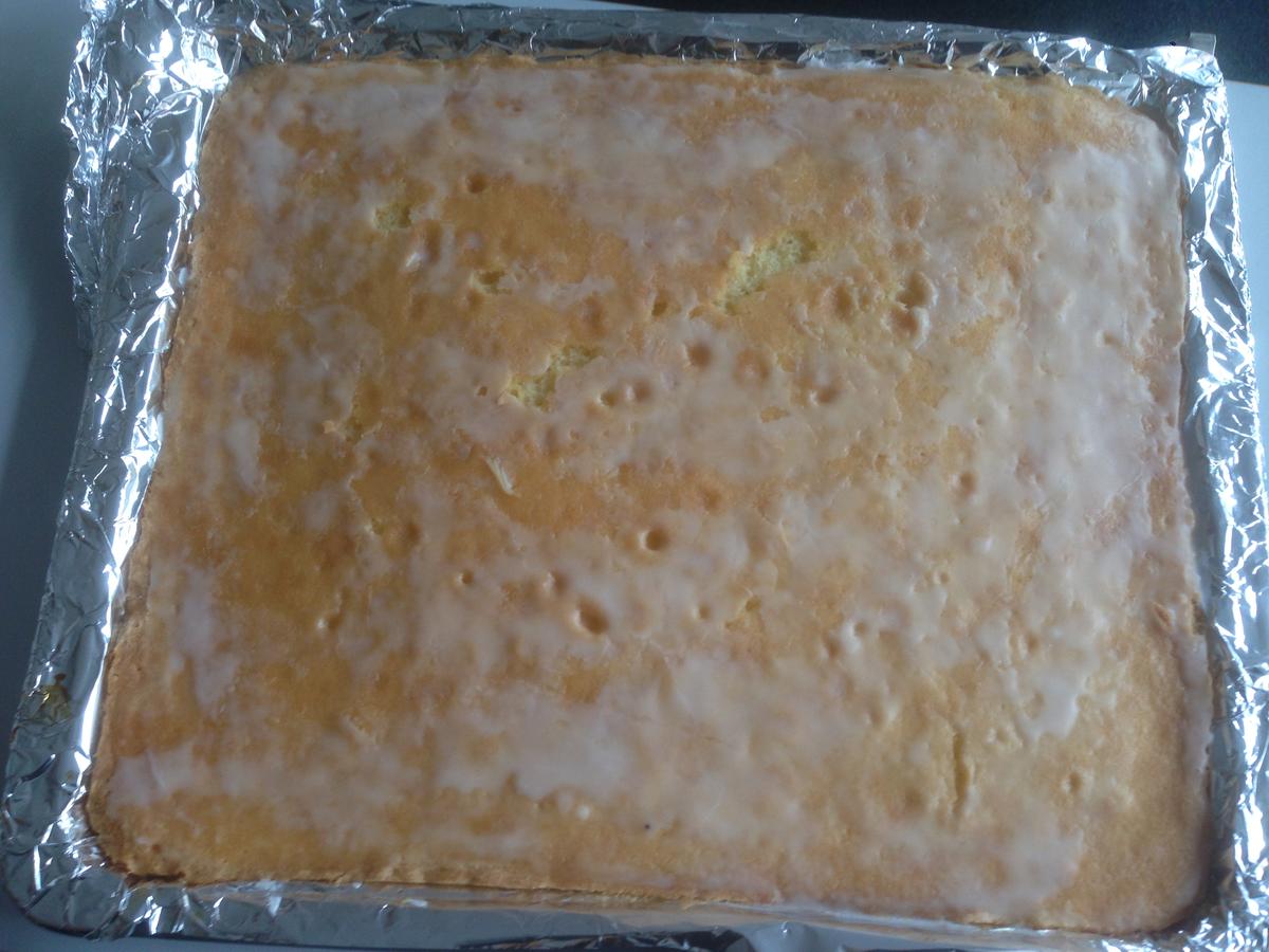 Zitronenkuchen vom Blech - Rezept - Bild Nr. 2