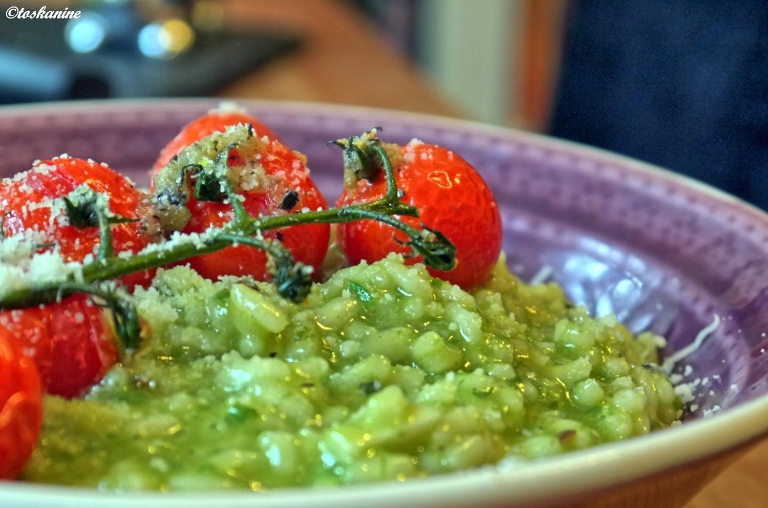 Bilder für Bärlauchrisotto mit Ofentomaten - Rezept