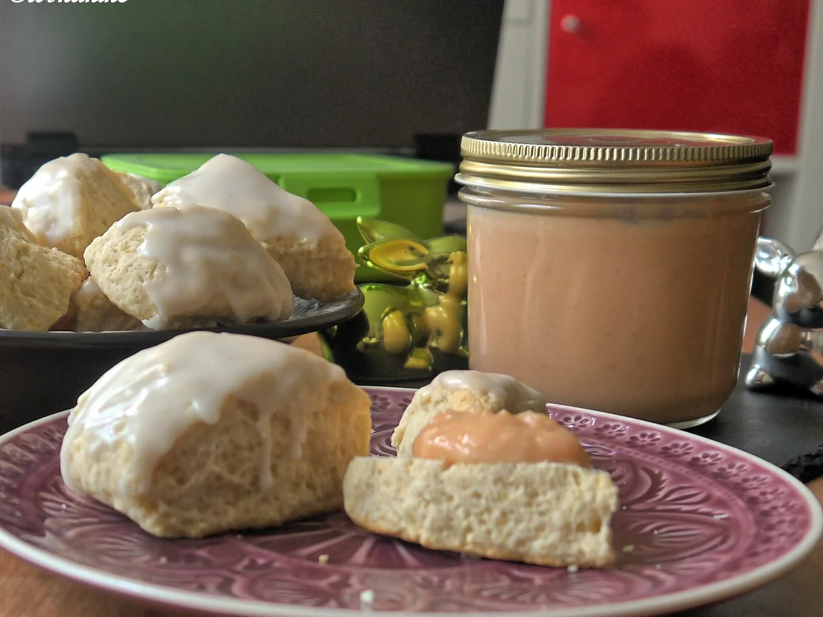 Rezept: Zitronen-Scones Bild Nr. 2 Zitronen-Scones - Rezept - Bild Nr. 2