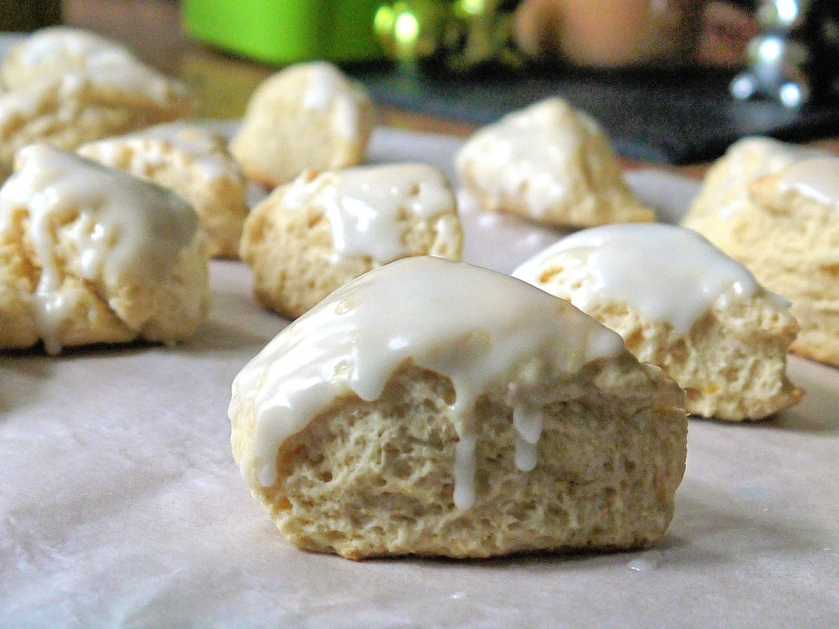 Rezept: Zitronen-Scones Bild Nr. 11 Zitronen-Scones - Rezept - Bild Nr. 11