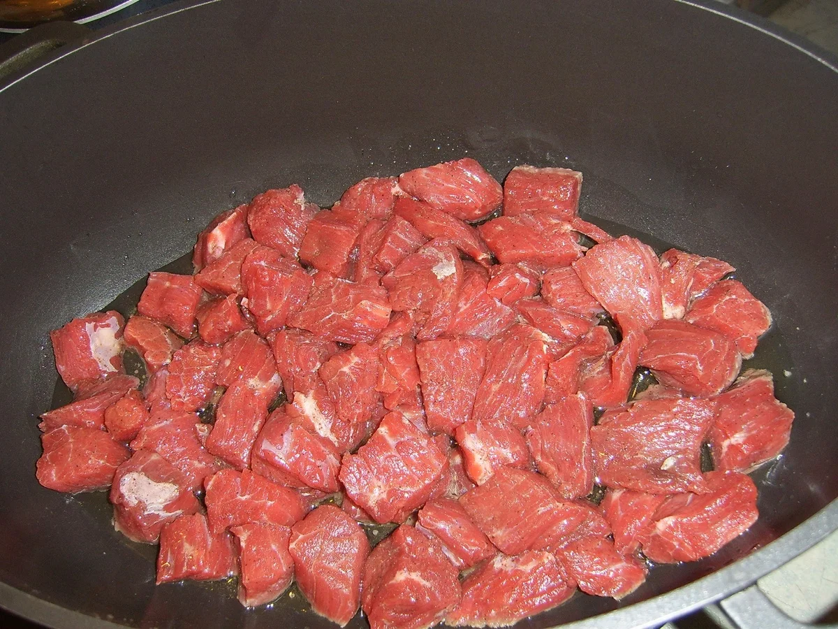 Rezept: Kümmelgulasch nach Wildart Bild Nr. 4 Kümmelgulasch nach Wildart - Rezept - Bild Nr. 4