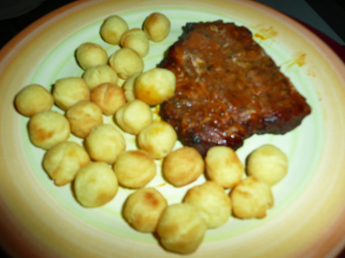 Gemischter Salat mit Sprossen zu Schwenkbraten + Kartoffelbällchen. - Rezept - Bild Nr. 5