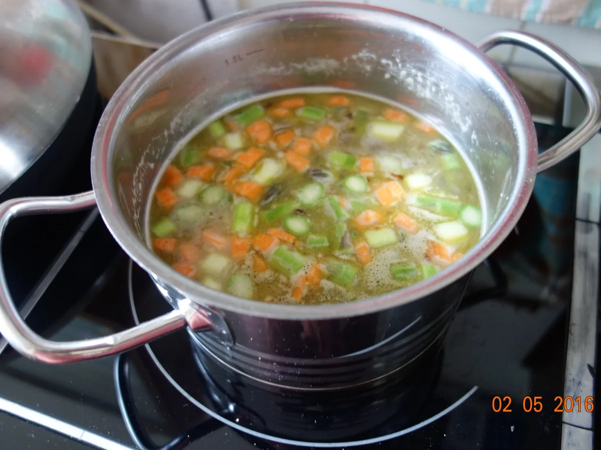 SUPPE:  Ein einfaches Supperl; - Rezept - Bild Nr. 11