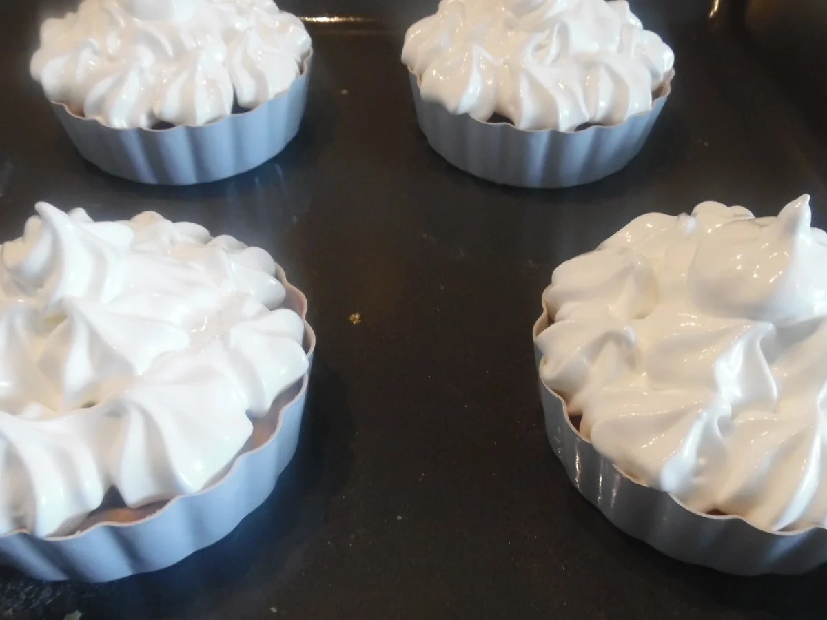 Rezept: Rhabarber-Cranberrie-Tarteletts Bild Nr. 3 Rhabarber-Cranberrie-Tarteletts - Rezept - Bild Nr. 3