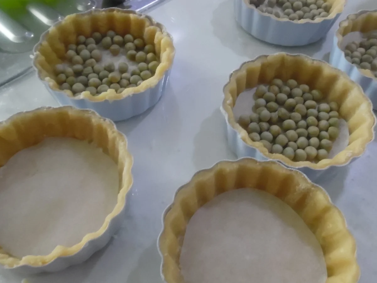 Rezept: Rhabarber-Cranberrie-Tarteletts Bild Nr. 7 Rhabarber-Cranberrie-Tarteletts - Rezept - Bild Nr. 7