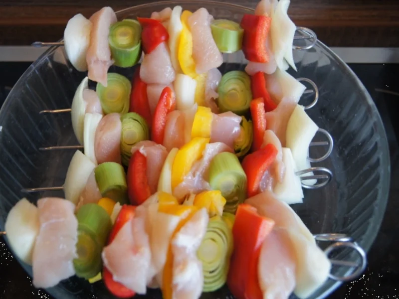 Grillspieße mit Hähnchenfleisch und Gemüse - Rezept - Bild Nr. 4