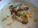Spargelsuppe mit Butter-Vanille Spitzen Topping - Rezept