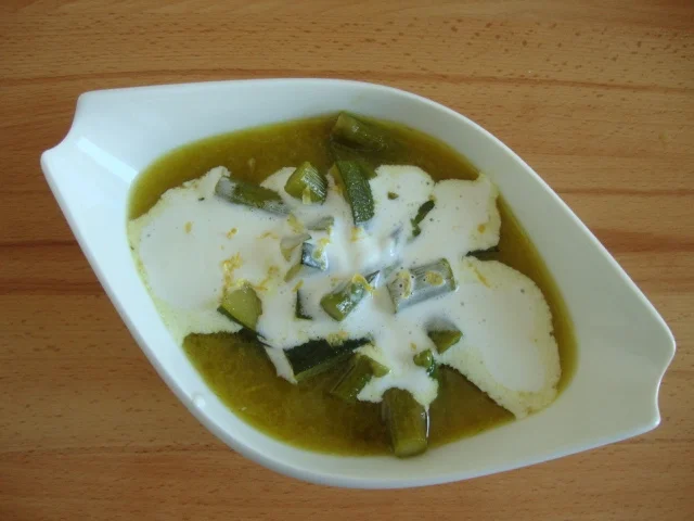 Spargelsuppe nach Thai-Art - Rezept