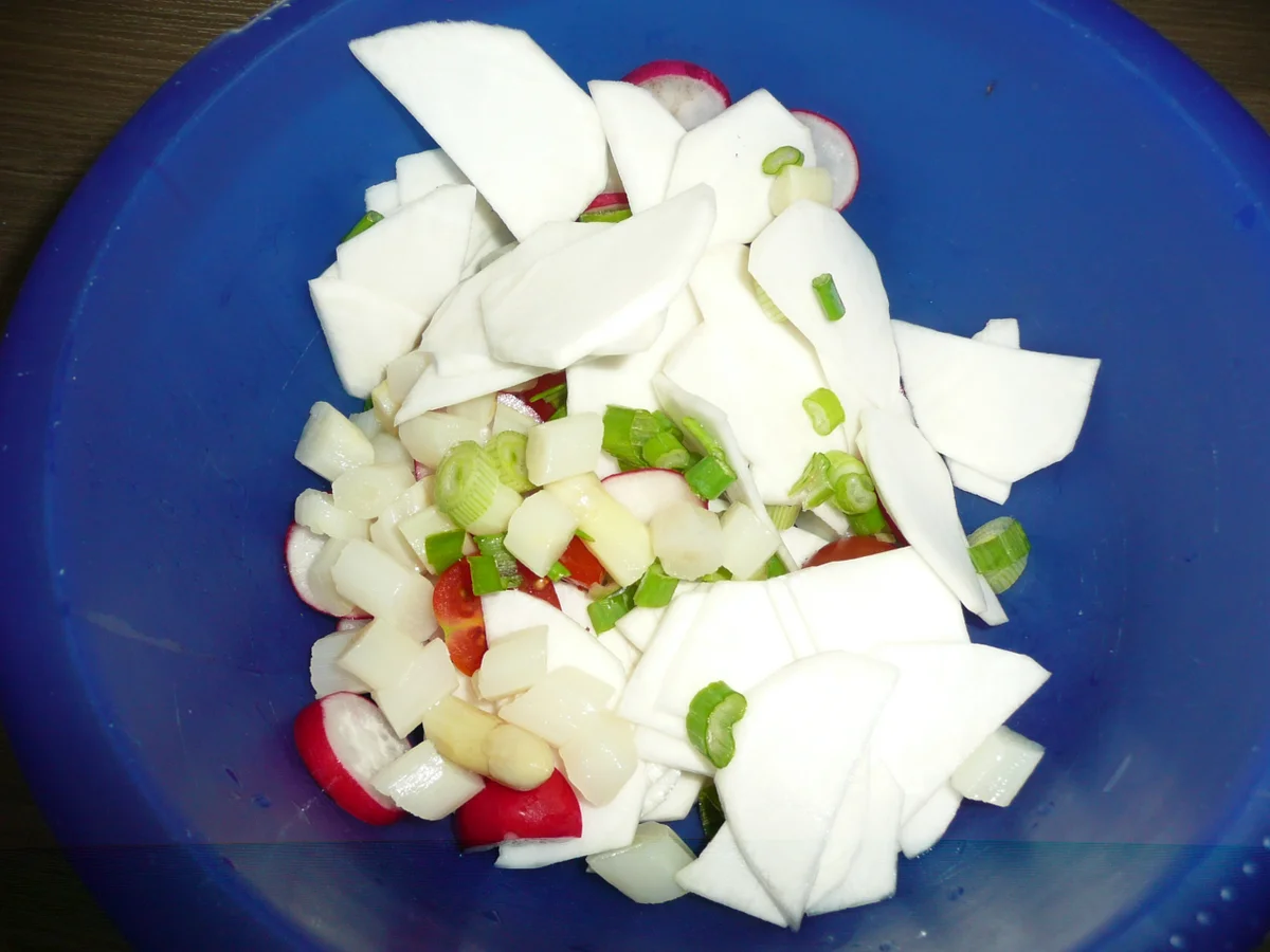Holzfällersteak , Parmesankartoffeln + Mairübchen - Mix - Salat - Rezept