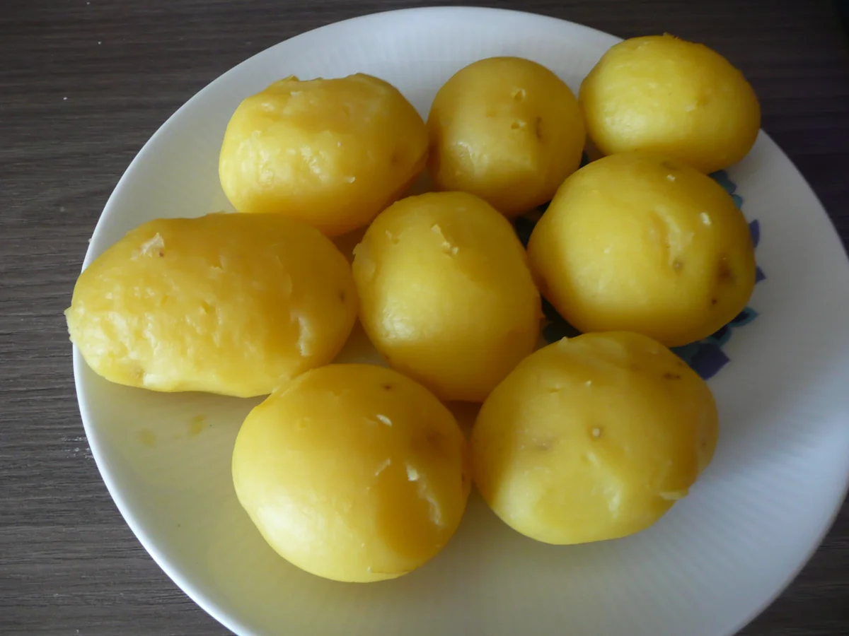 Holzfällersteak , Parmesankartoffeln + Mairübchen - Mix - Salat - Rezept - Bild Nr. 2
