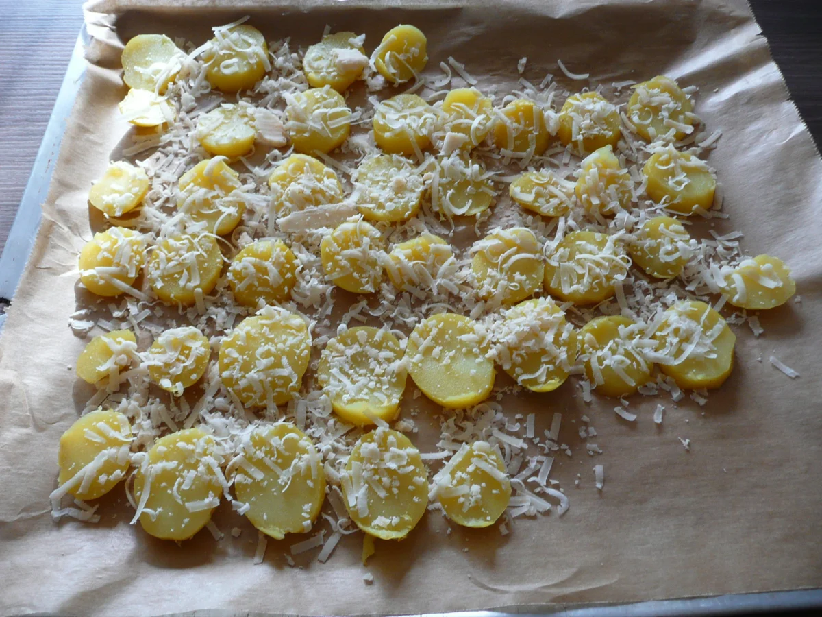 Holzfällersteak , Parmesankartoffeln + Mairübchen - Mix - Salat - Rezept - Bild Nr. 3