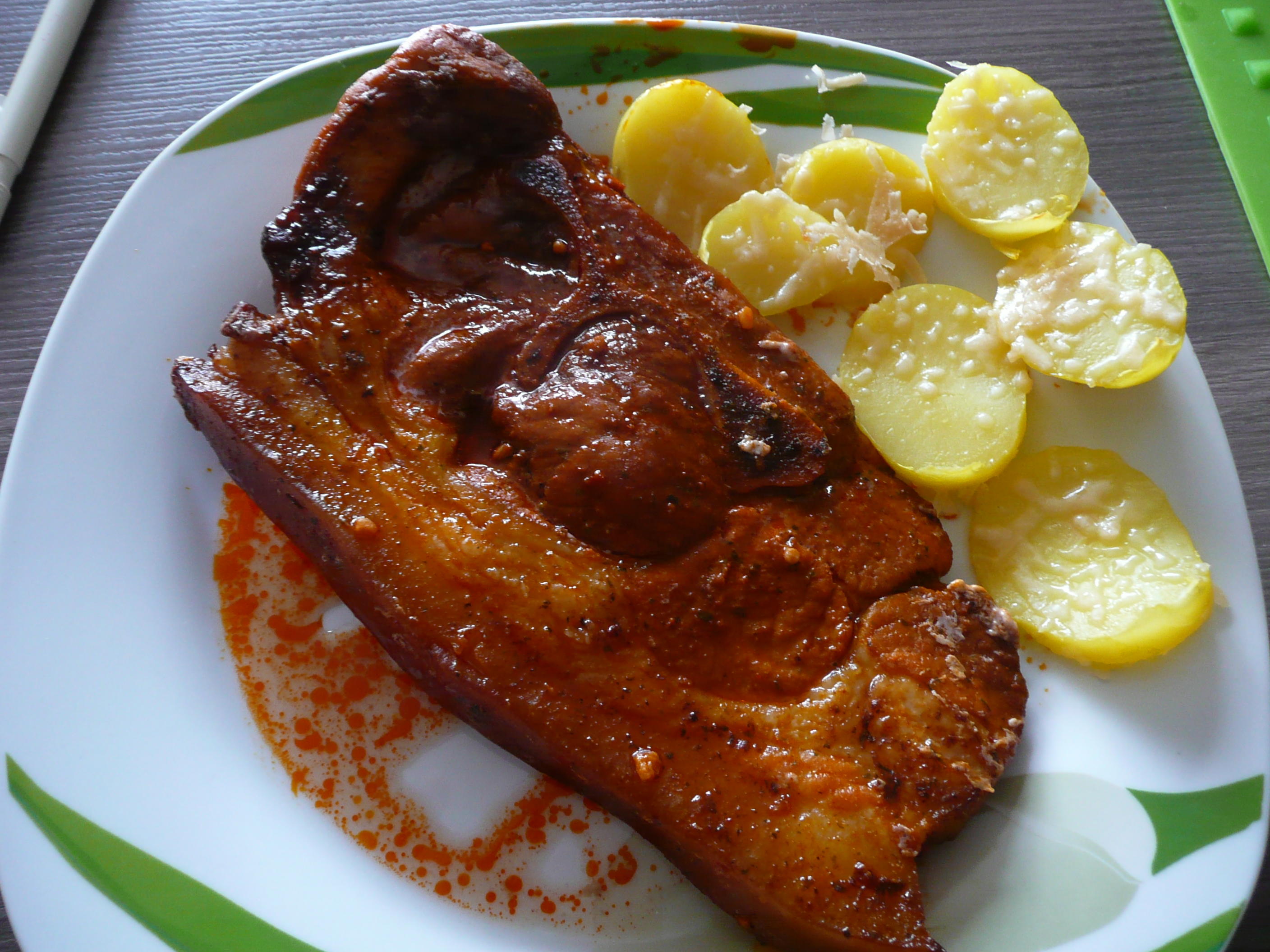 Bilder für Holzfällersteak , Parmesankartoffeln + Mairübchen - Mix - Salat - Rezept