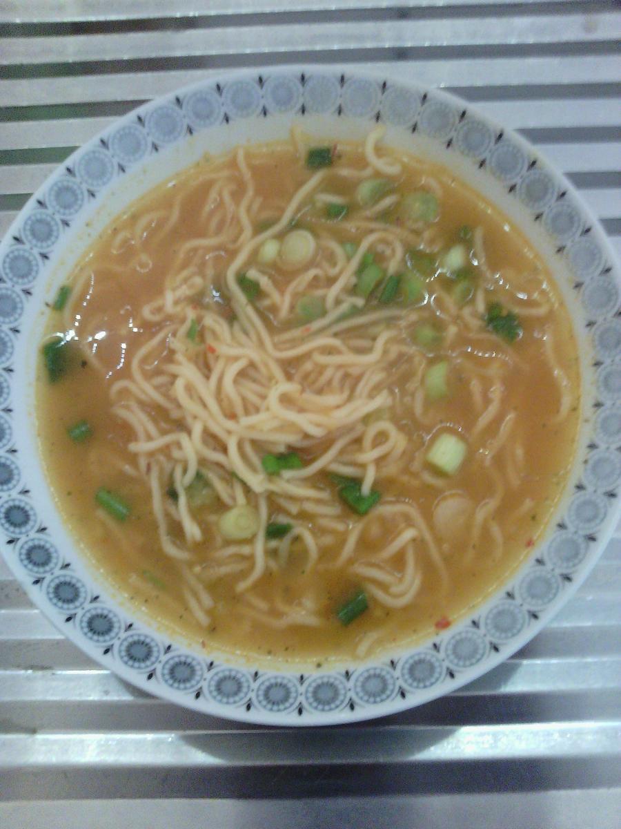 Ramen - Japanische Nudelsuppe - Rezept