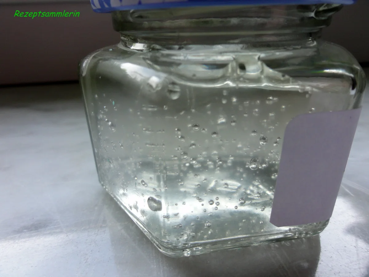 Rezept: Diverses: BLÜTENKLEBER (selbst hergestellt) Bild Nr. 3 Diverses: BLÜTENKLEBER (selbst hergestellt) - Rezept - Bild Nr. 3