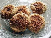 Erdnussbuttercookies mit Granola bestreut - Rezept
