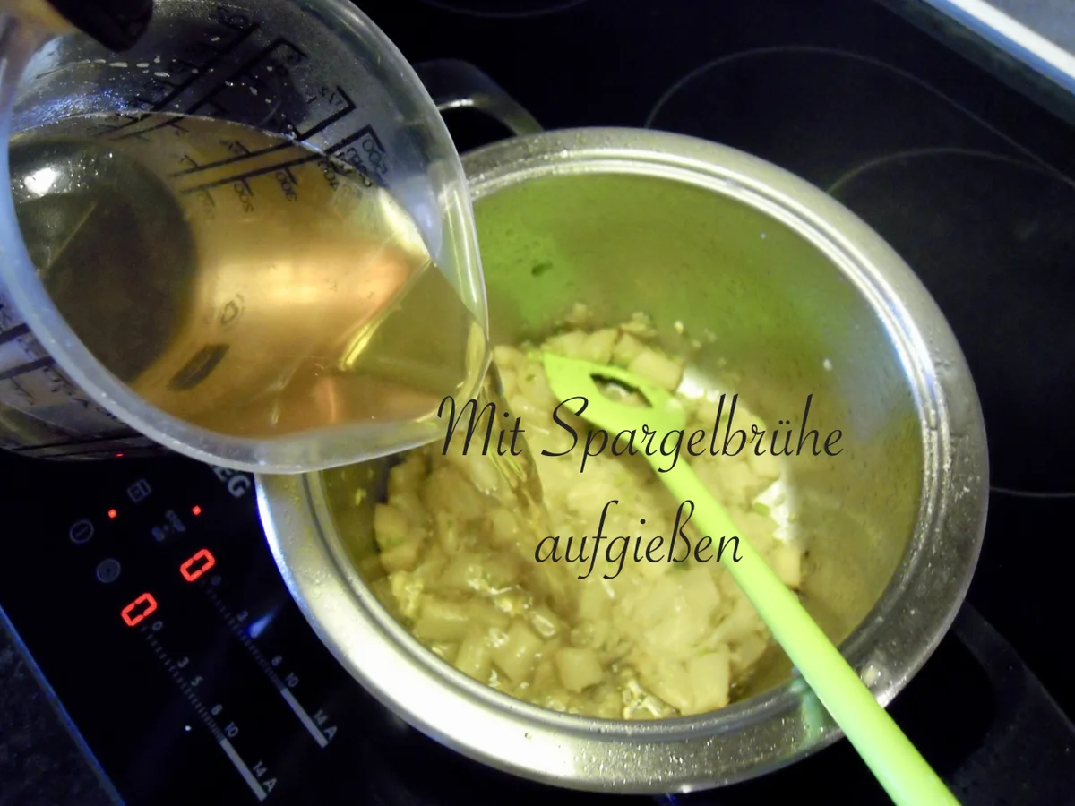 Rezept: Orientalisches Spargel Süppchen Bild Nr. 1138 Orientalisches Spargel Süppchen - Rezept - Bild Nr. 1138