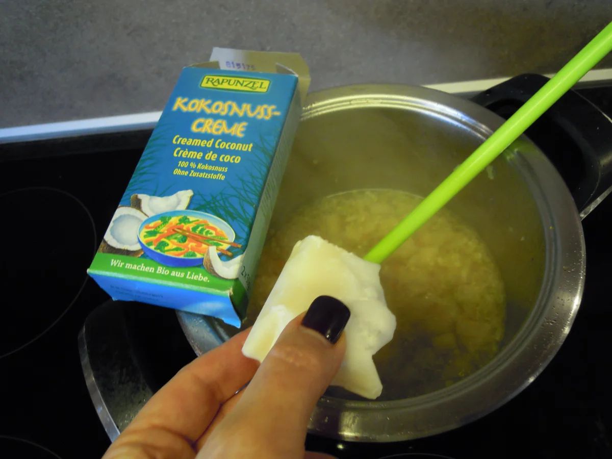 Rezept: Orientalisches Spargel Süppchen Bild Nr. 1141 Orientalisches Spargel Süppchen - Rezept - Bild Nr. 1141