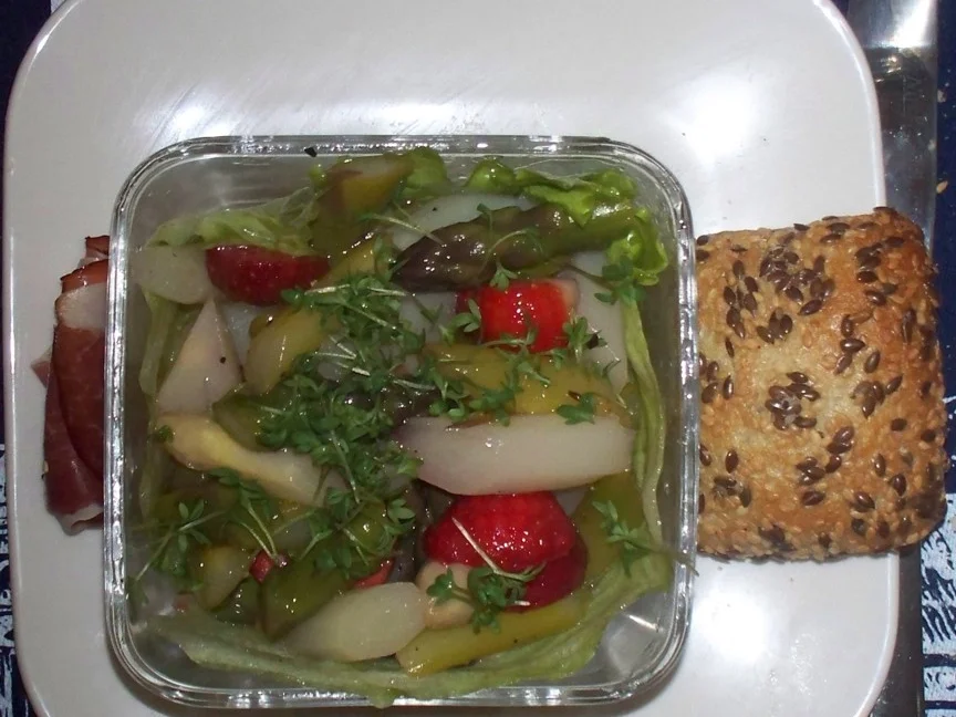 Rezept: Spargel-Erdbeer-Salat Spargel-Erdbeer-Salat - Rezept