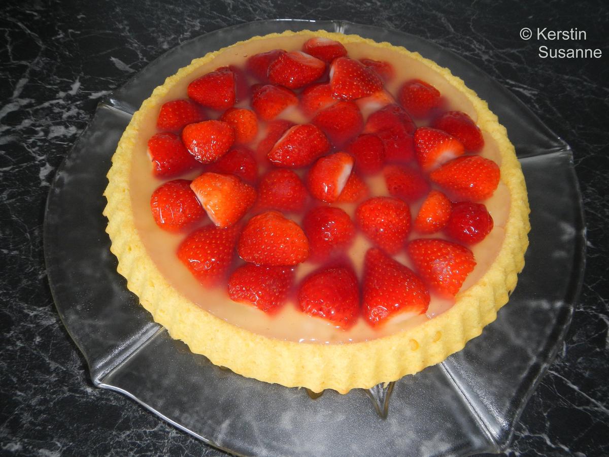 Obstboden mit Erdbeeren - Rezept mit Bild - kochbar.de