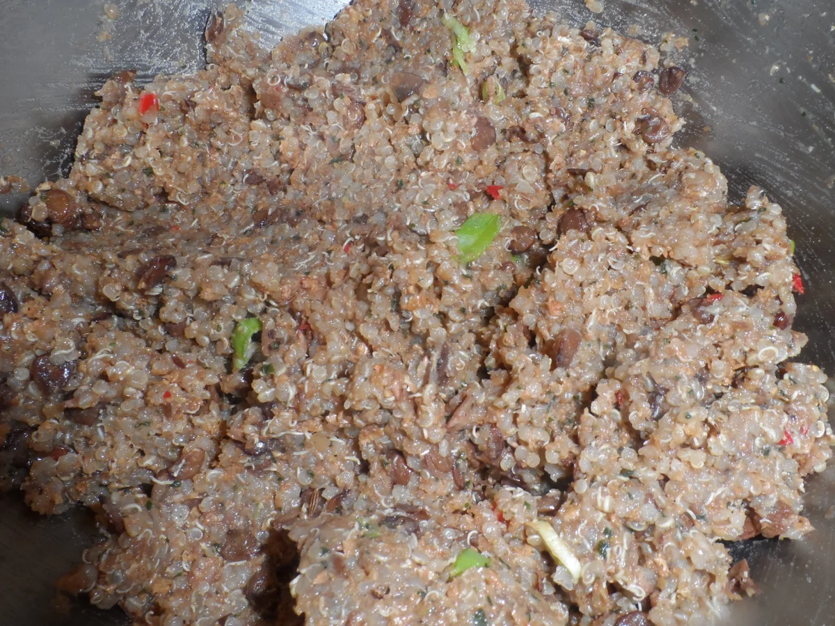 Rezept: BiNe´ S QUINOA - LINSENBURGER Bild Nr. 4 BiNe´ S QUINOA - LINSENBURGER - Rezept - Bild Nr. 4