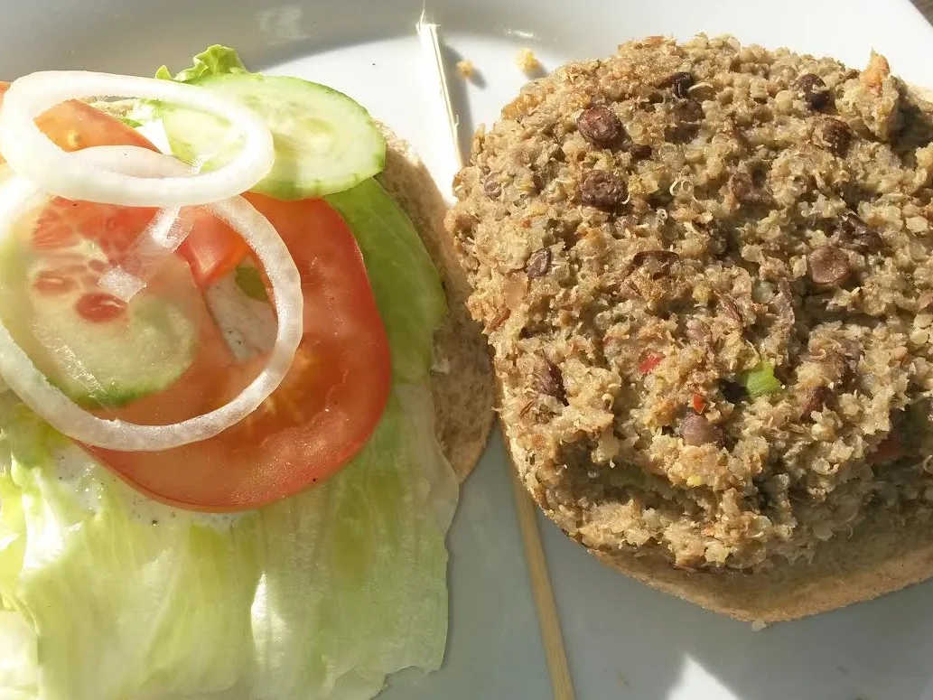 Rezept: BiNe´ S QUINOA - LINSENBURGER Bild Nr. 8 BiNe´ S QUINOA - LINSENBURGER - Rezept - Bild Nr. 8